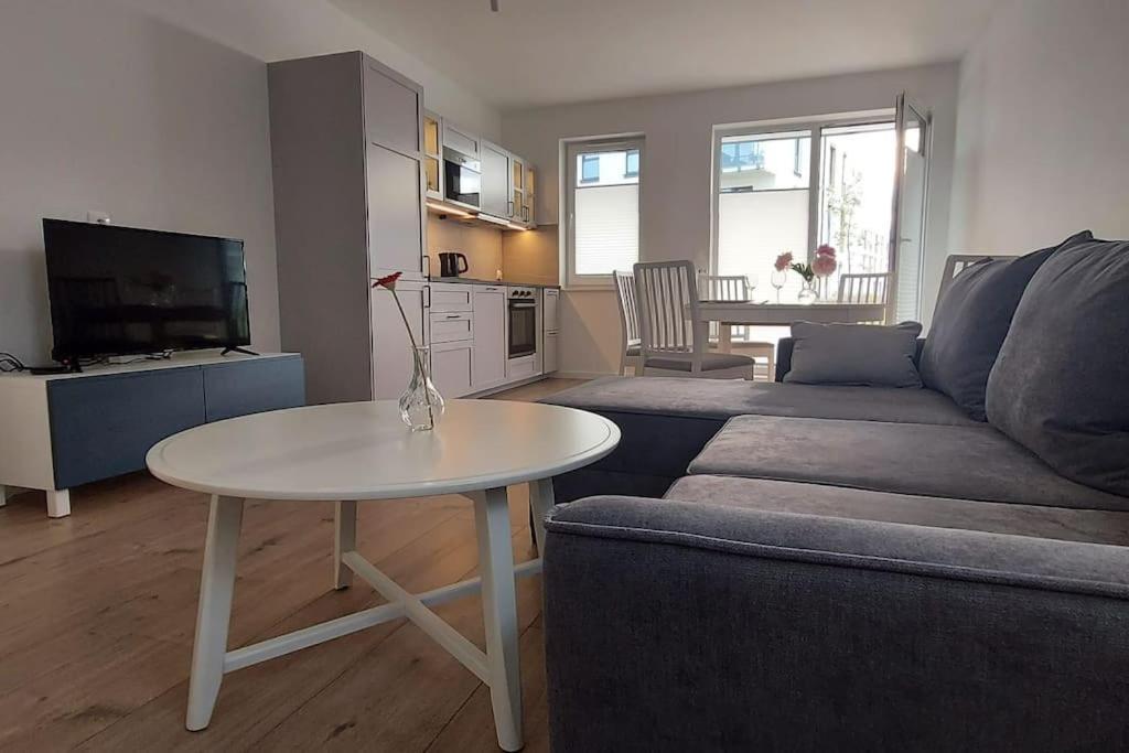 Urokliwy Apartament Baltyk Nieopodal Gdyni New Apartment Pogorze Bagian luar foto